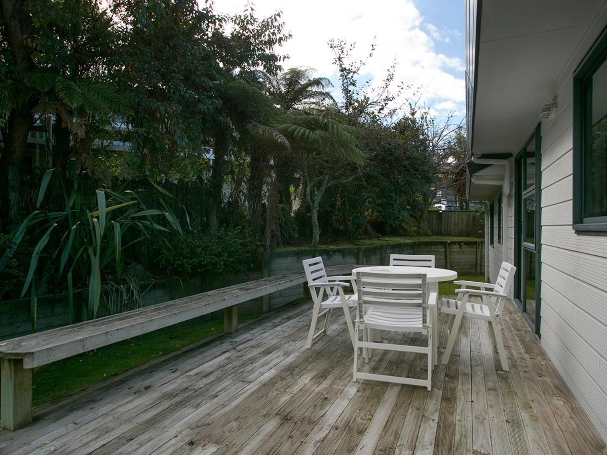 Laid Back On Lakewood - Taupo Holiday Home Exterior foto